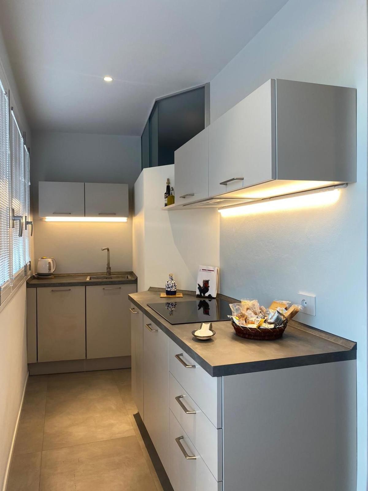 Porta San Paolo House Aparthotel Кастелбуоно Екстериор снимка